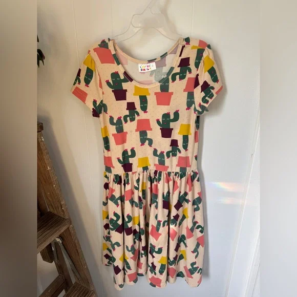 🌵✨ Dot Dot Smile Cactus Dress | Girls Size 7 ✨🌵 - Picture 2 of 12